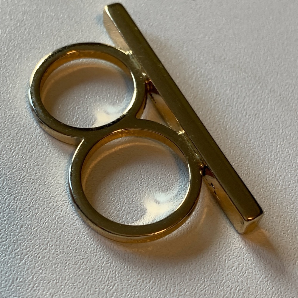 Gold Tone Double Ring Bar Accessory